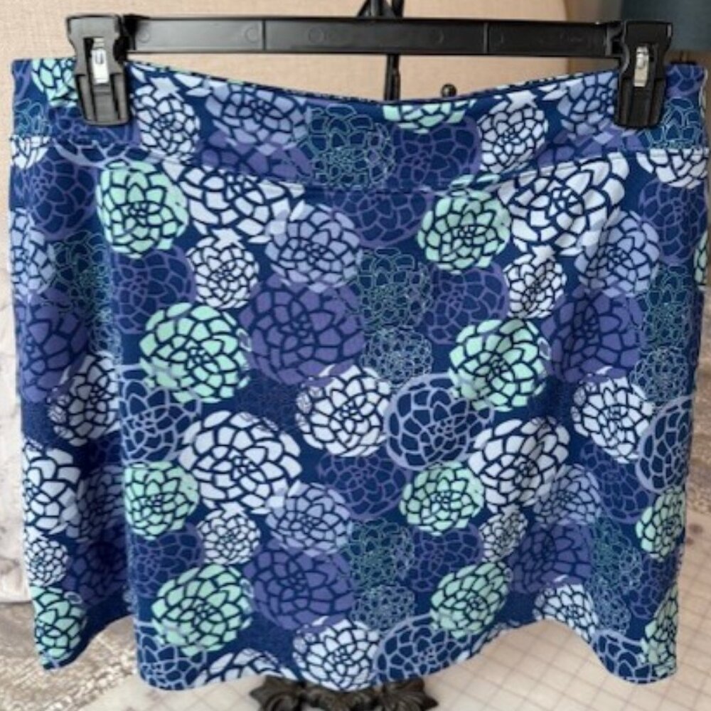 WOMEN’S SKORT, BLUE FLORAL, TRANQUILITY BY COLORADO CLOTHING, SIZE XXL
